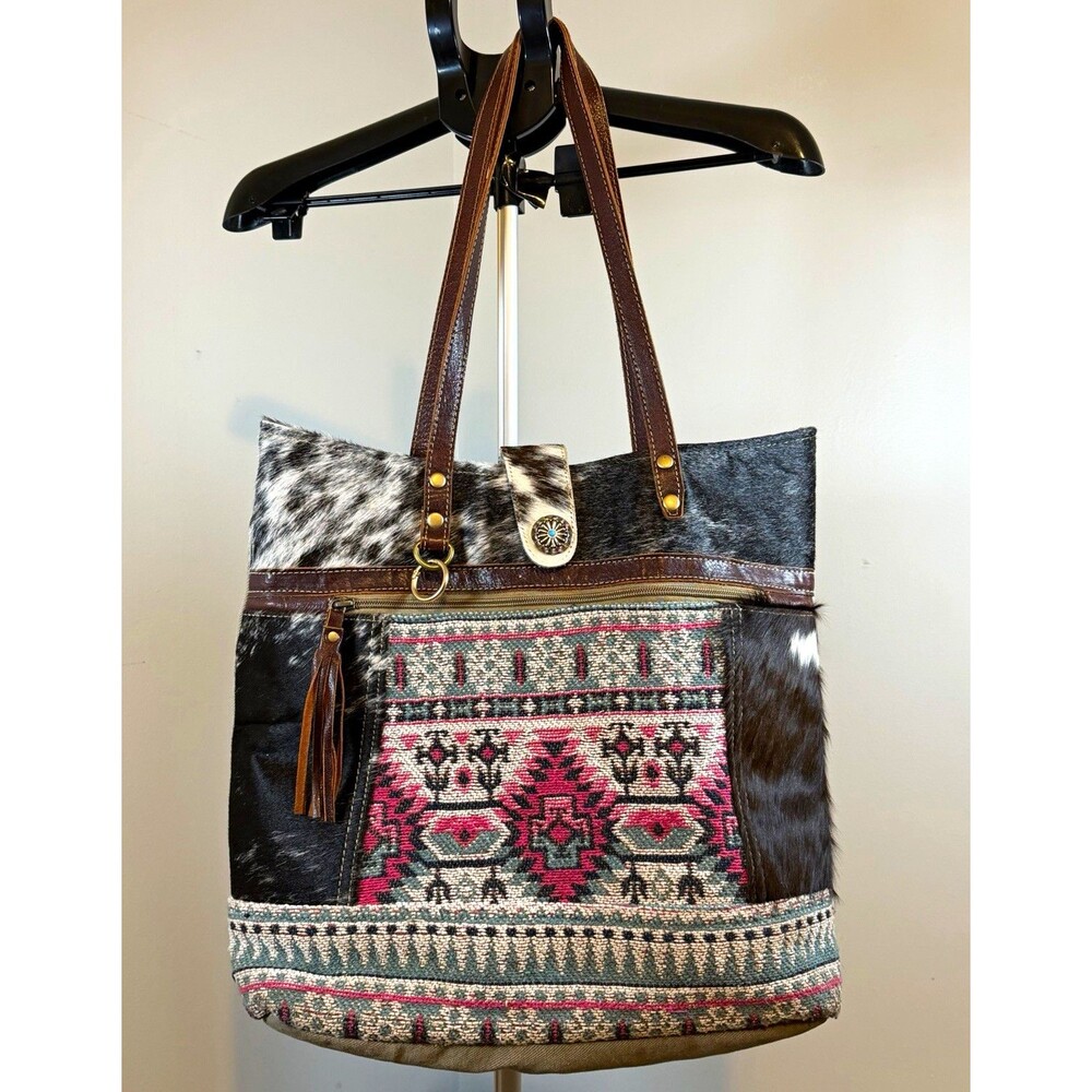 Myra Bag Large Multicolor Geometric Boho Tote Zip/Magnetic w/ Tassel Strap